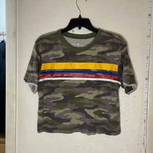 Flirtitude ACTIVE, Women’s Medium Army crop top